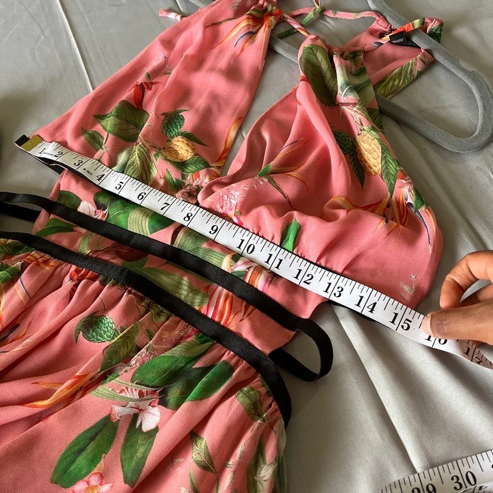 Express‎ Pink Tropical Floral Cutout Halter Maxi Dress Boho Resort Size M Flowy! - Picture 7 of 8